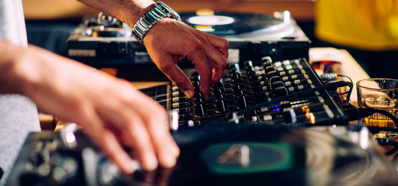 Top 5 EDM DJs Las Vegas